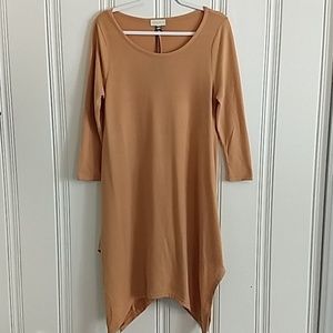 Beautiful Tunic by Simply Southern Medium New